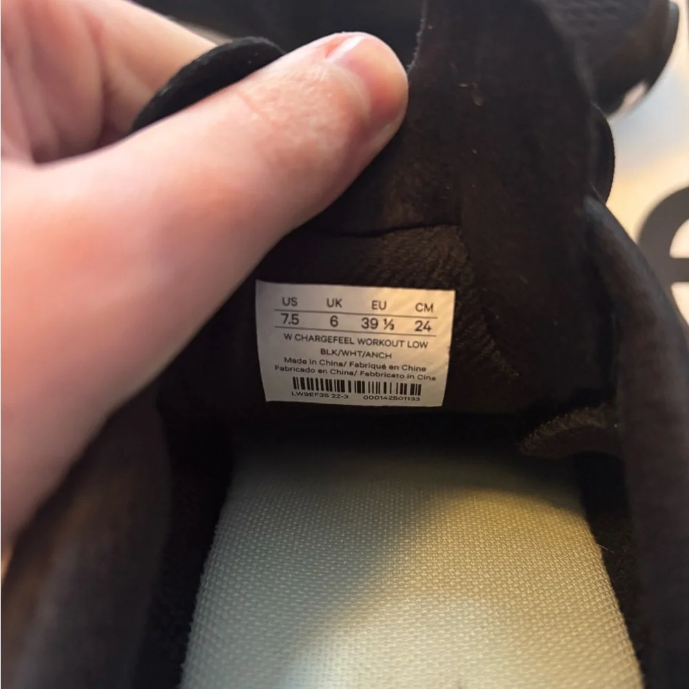 lululemon athletica Black Womens Training Sneakers with White Midsole Size 7.5